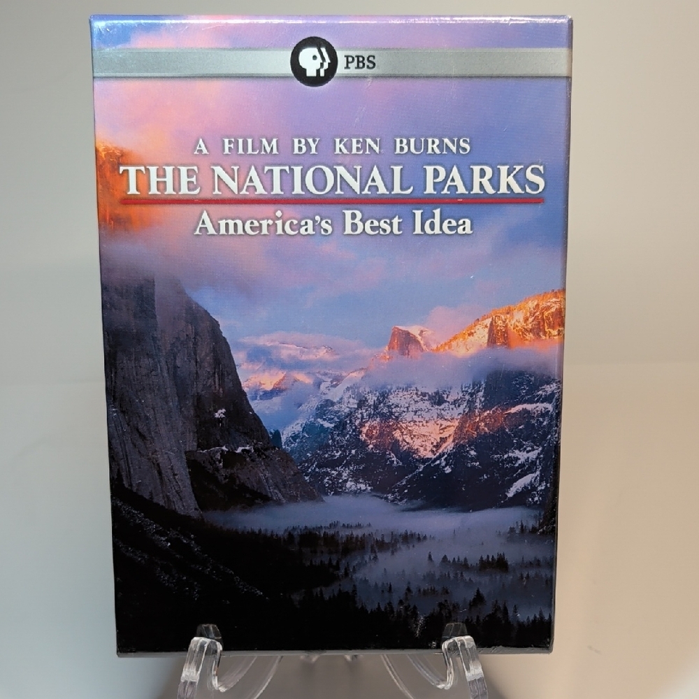 PBS The National Parks: America’s Best Idea (Blu-ray/DVD) - Purple & Blue Cover